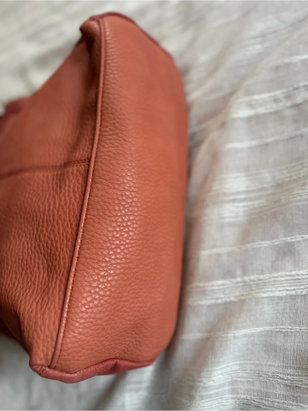 MODA LUXE Coral Red Pebbled Leather & Suede Slouchy Hobo Bag NWOT